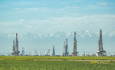 中國(guó)石油新疆油田加大勘探開發(fā)力度、推動(dòng)綠色智能轉(zhuǎn)型