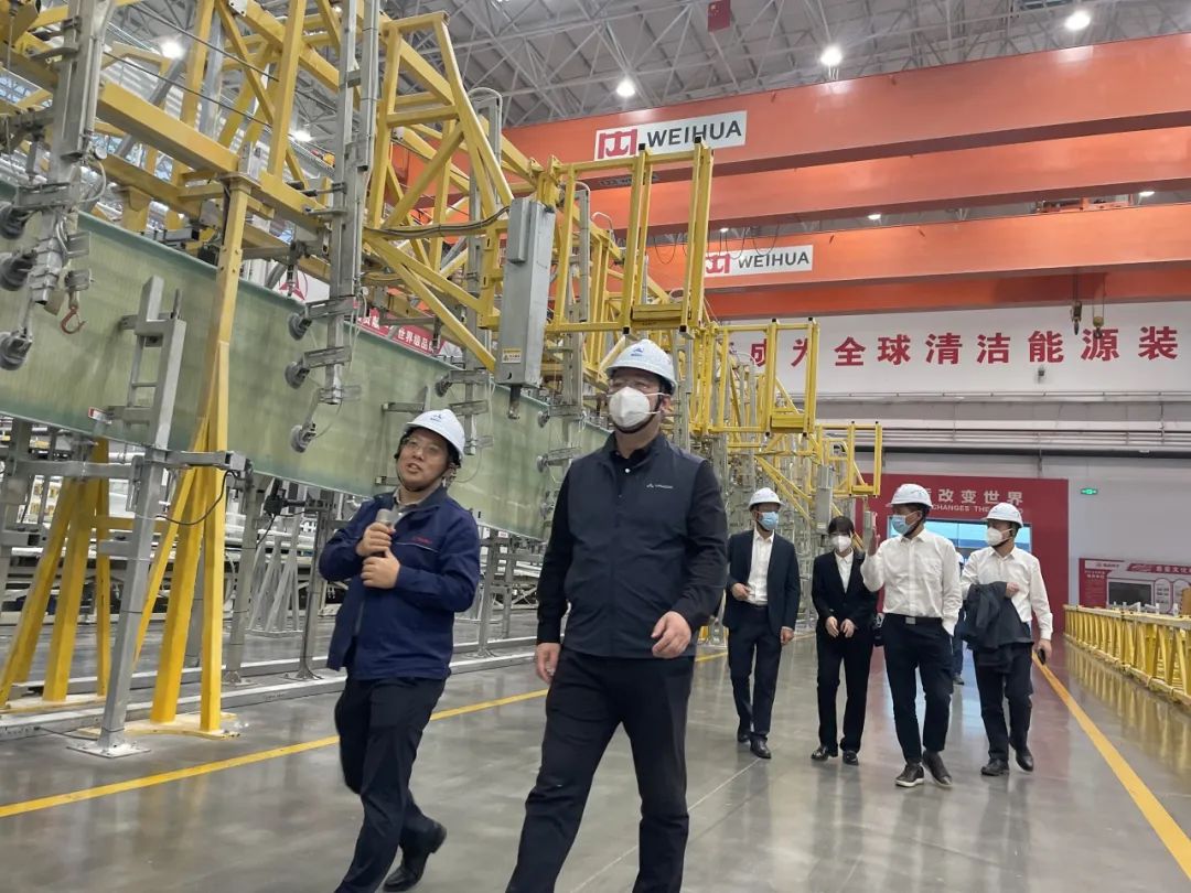 華電浙江公司黨委書記趙偉東赴中車株洲所、三一重能、湖南大學(xué)全國(guó)重點(diǎn)實(shí)驗(yàn)室開展高層交流活動(dòng)  華電浙江 2024年10月27日 18:46 浙江      10月24-26日，華電浙江公司黨委書記、執(zhí)行