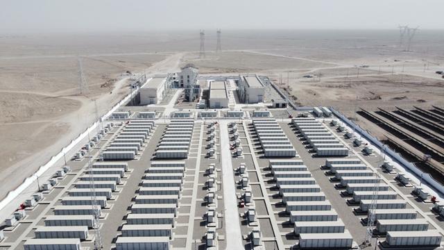 廣東儲(chǔ)能“走出去”：“萬(wàn)億藍(lán)?！币院巍疤越稹?