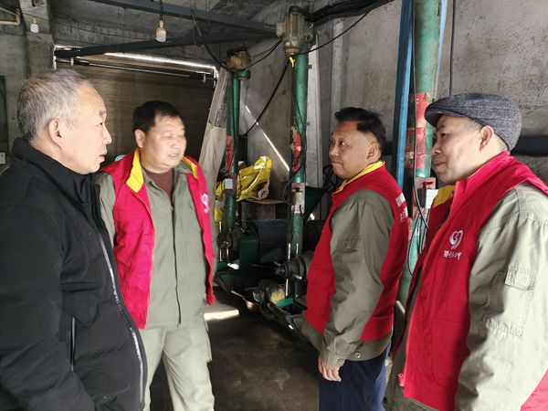 湖北竹溪供電公司嚴(yán)明從業(yè)紀(jì)，擦亮服務(wù)窗