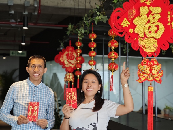 【新春走基層】濃濃年味暖人心，海外職工共迎春