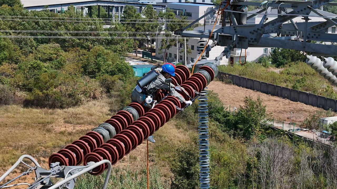 智賦荊楚電啟未來，國網(wǎng)湖北電力應(yīng)用人工智能賦能電網(wǎng)高質(zhì)量發(fā)展