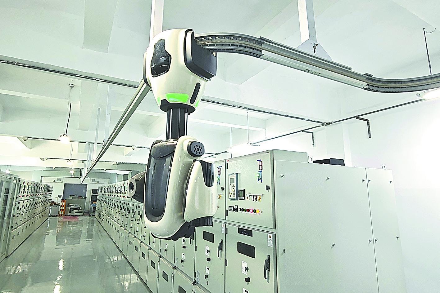 高橋石化在變電站首次投用智能巡檢機器人