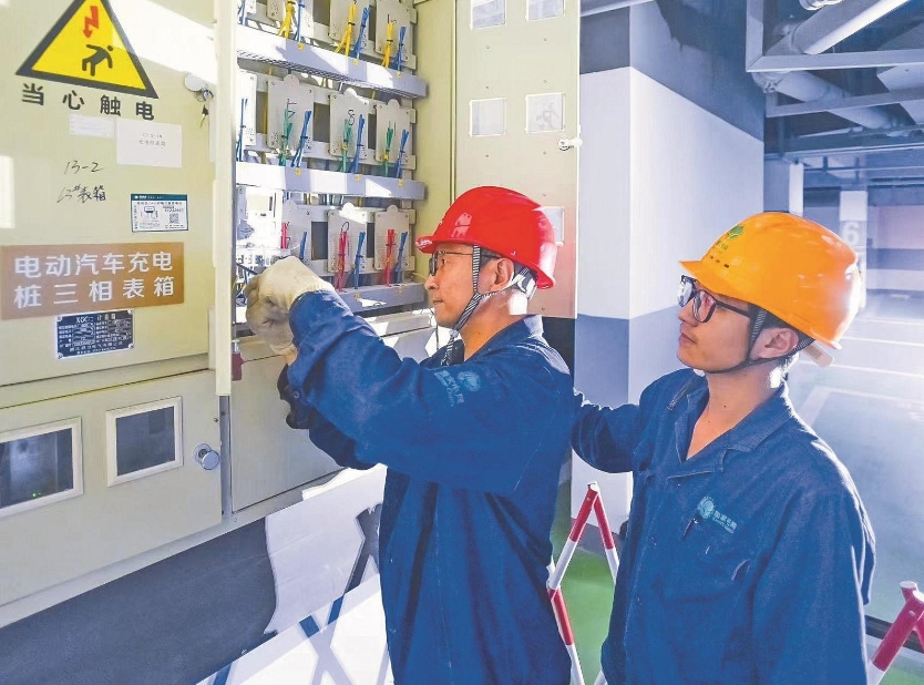 于洪波：讓配電網(wǎng)線路“零閃?！? /></a></div>
				<div   id=