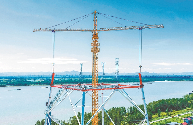 肥西—繁昌500千伏過(guò)渡工程輸電塔建設(shè)正酣