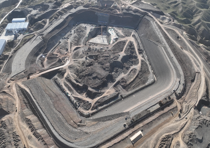 張掖抽水蓄能電站項目1號引水中平洞貫通